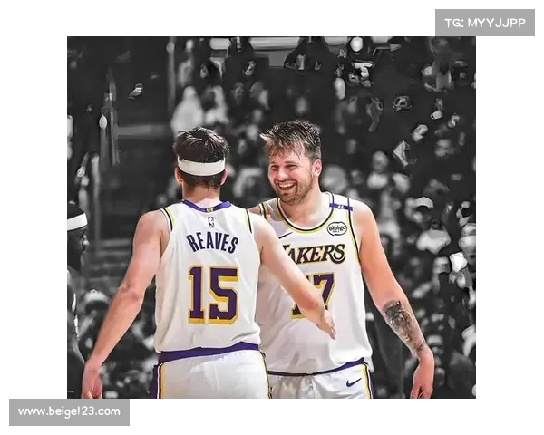 NBA封盖盛宴：顶级球员精彩防守集锦，重磅回顾最震撼瞬间